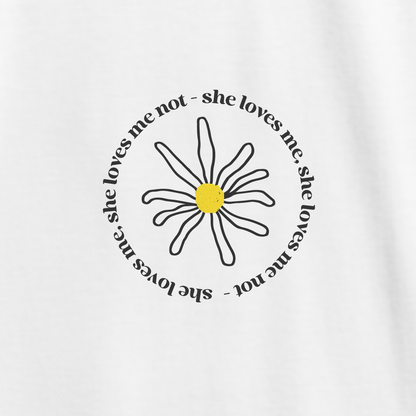 She loves me, she loves me not.